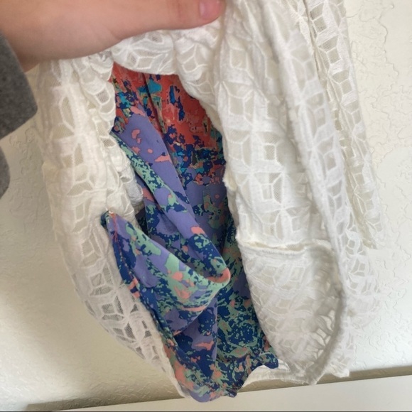 tracy reese v-neck white lace dress with floral underlay - Picture 5 of 10